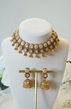 Alternative view of Ragini Antique Set