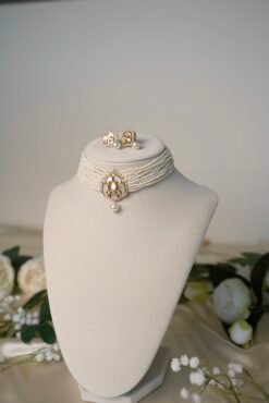 Ivory Beaded Choker with Stones and Pearl