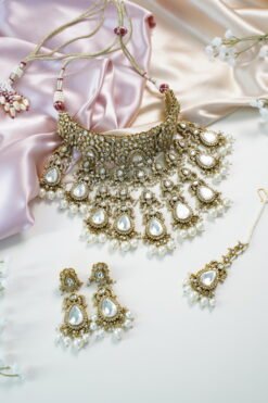 Arya Polki Bridal Set