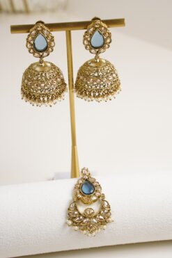 Alternative view of Sanaya Earring and Tikka