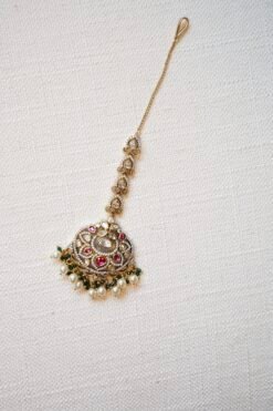 Alternative view of Zeena Tikka