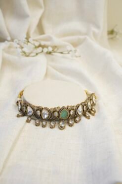 Alternative view of Kundan Choker Set