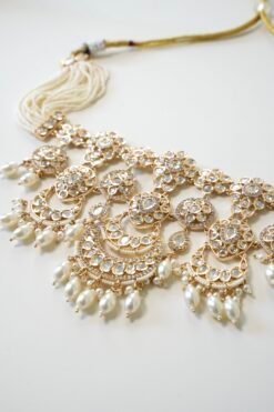 Alternative view of Aisha kundan choker set