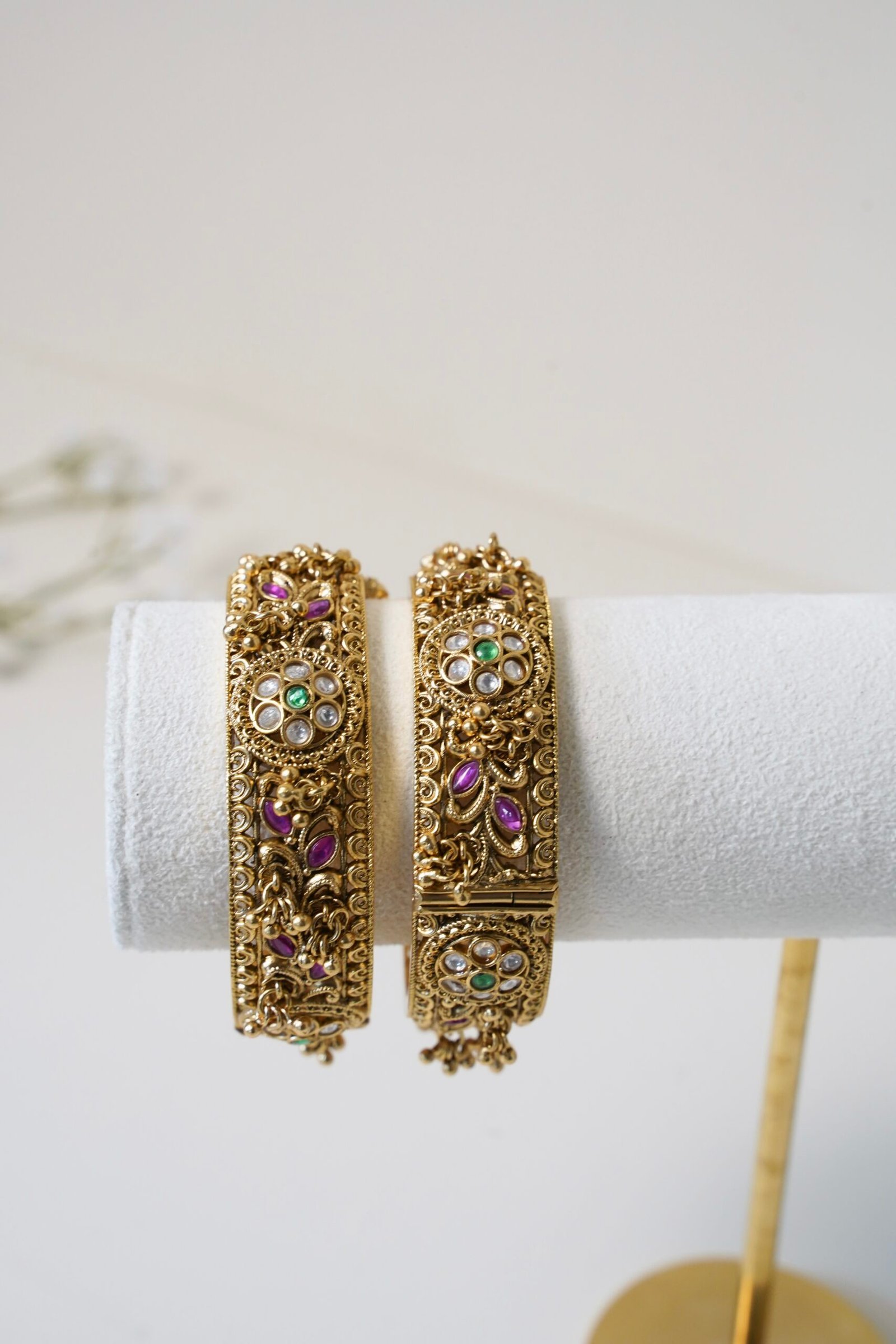 Ruby and Green Antique Bangle Set - Image 3