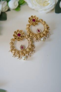 Pearldrop Antique Earring