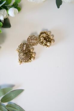 Alternative view of Everyday Jhumka