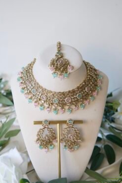 Kiyara Necklace Set