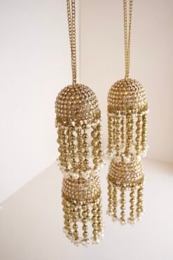 Traditional South Asian bridal kaleerey with polki stones