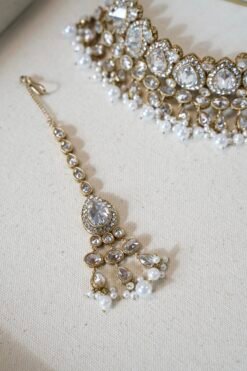Simran kundan necklace set with matching earrings and tikka