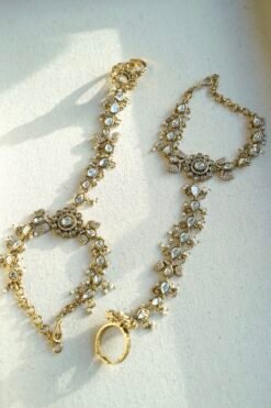 Kundan Floral Hathpan